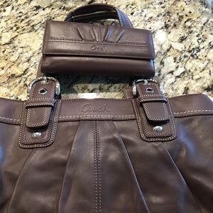 Coach purse and wallet